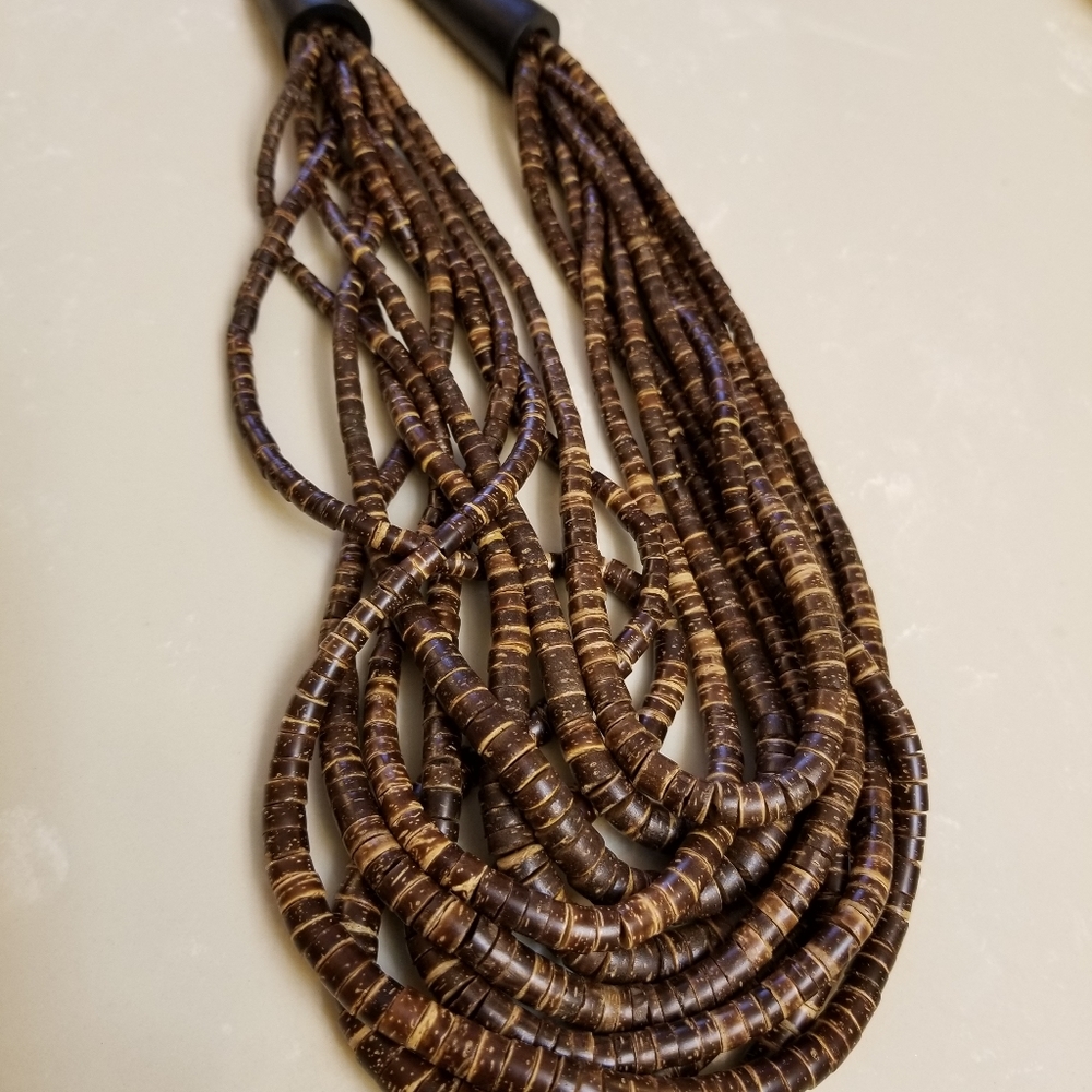 Wooded beads necklace
